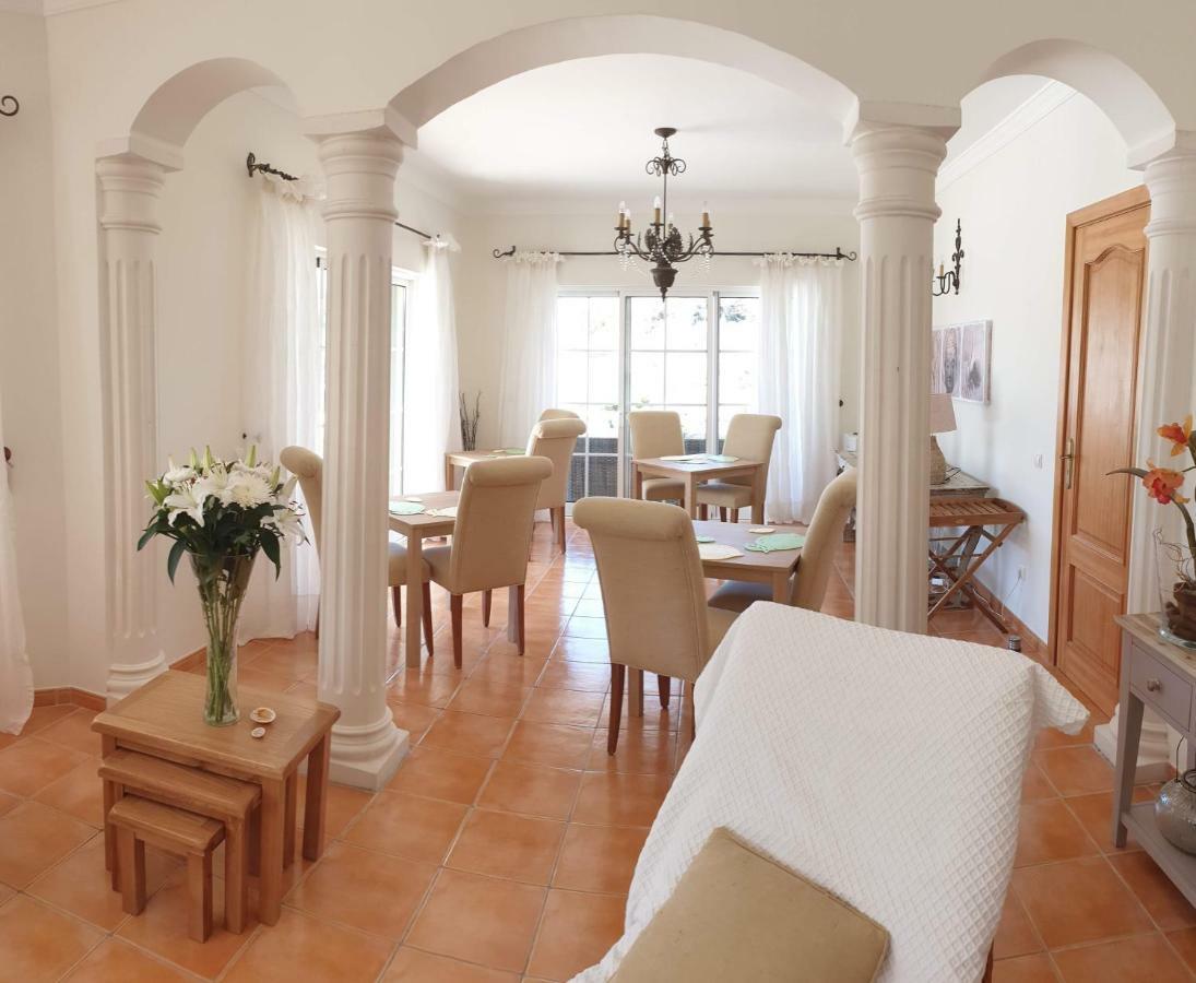 Casa Cereja 'Adults Only' Bed & Breakfast Албуфейра Екстериор снимка